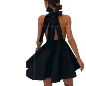 Commense Black Backless Dress